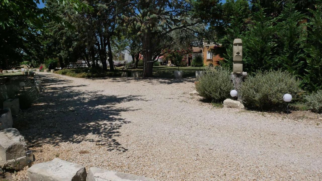 Mas Maurane - Les Lavandes Aux Portes D'Arles Apartman Tarascon Kültér fotó
